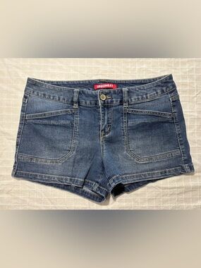 Juniors UNIONBAY Delaney Utility denim 3.5” shorts, size 9